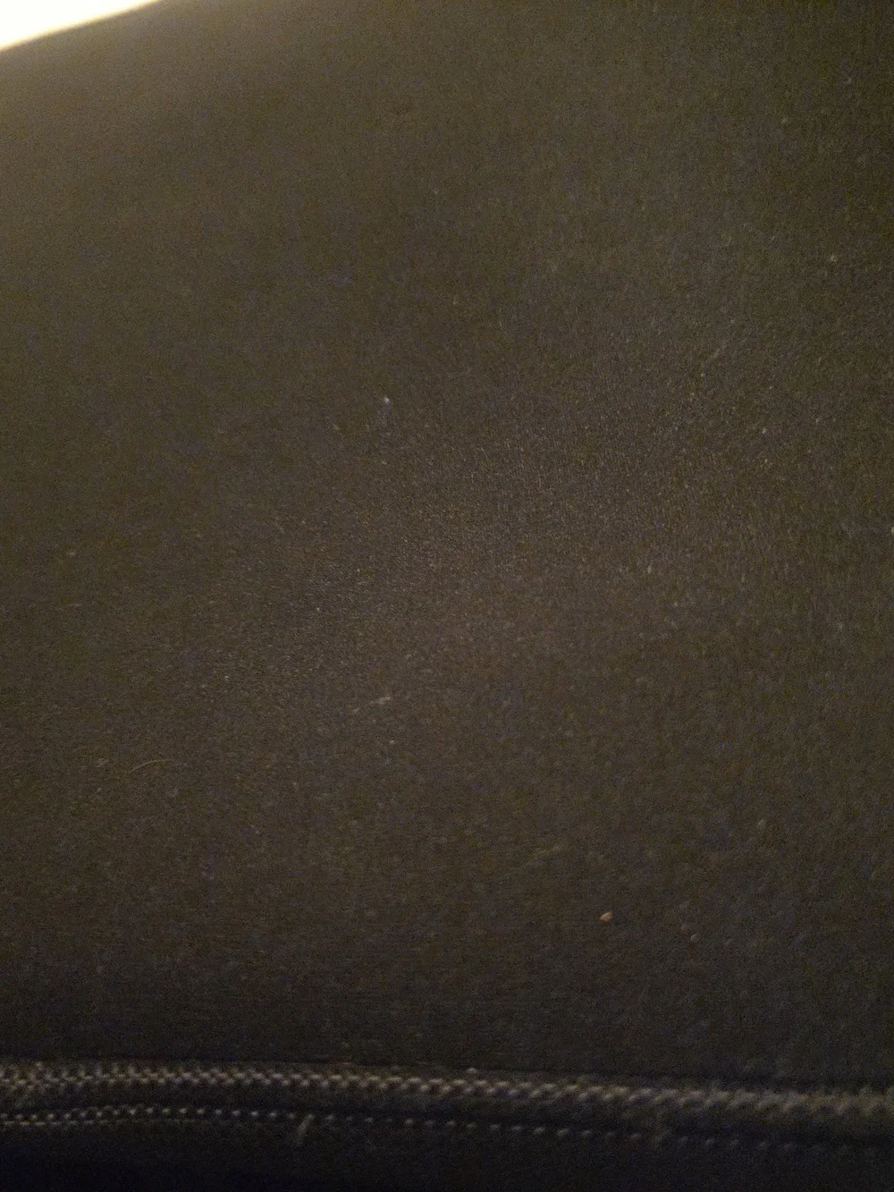 5 Belkin - Black Slim Softcase Protector